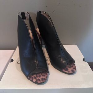 Cato Black Peep-Toe Heels with Leopard Print